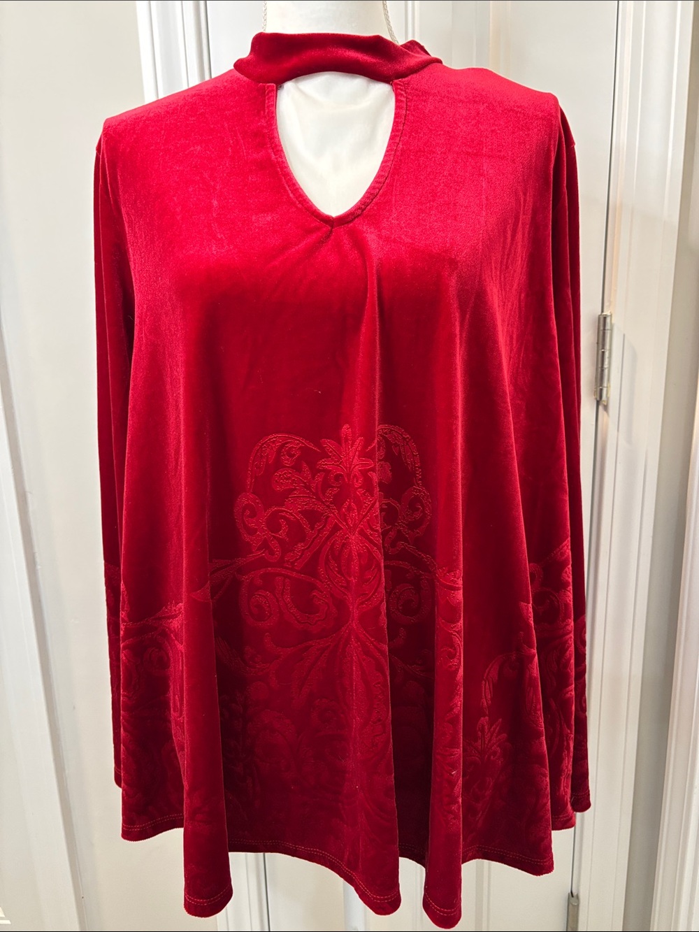 Fever Red Velvet Keyhole Tunic with Embossed Motif Size XL